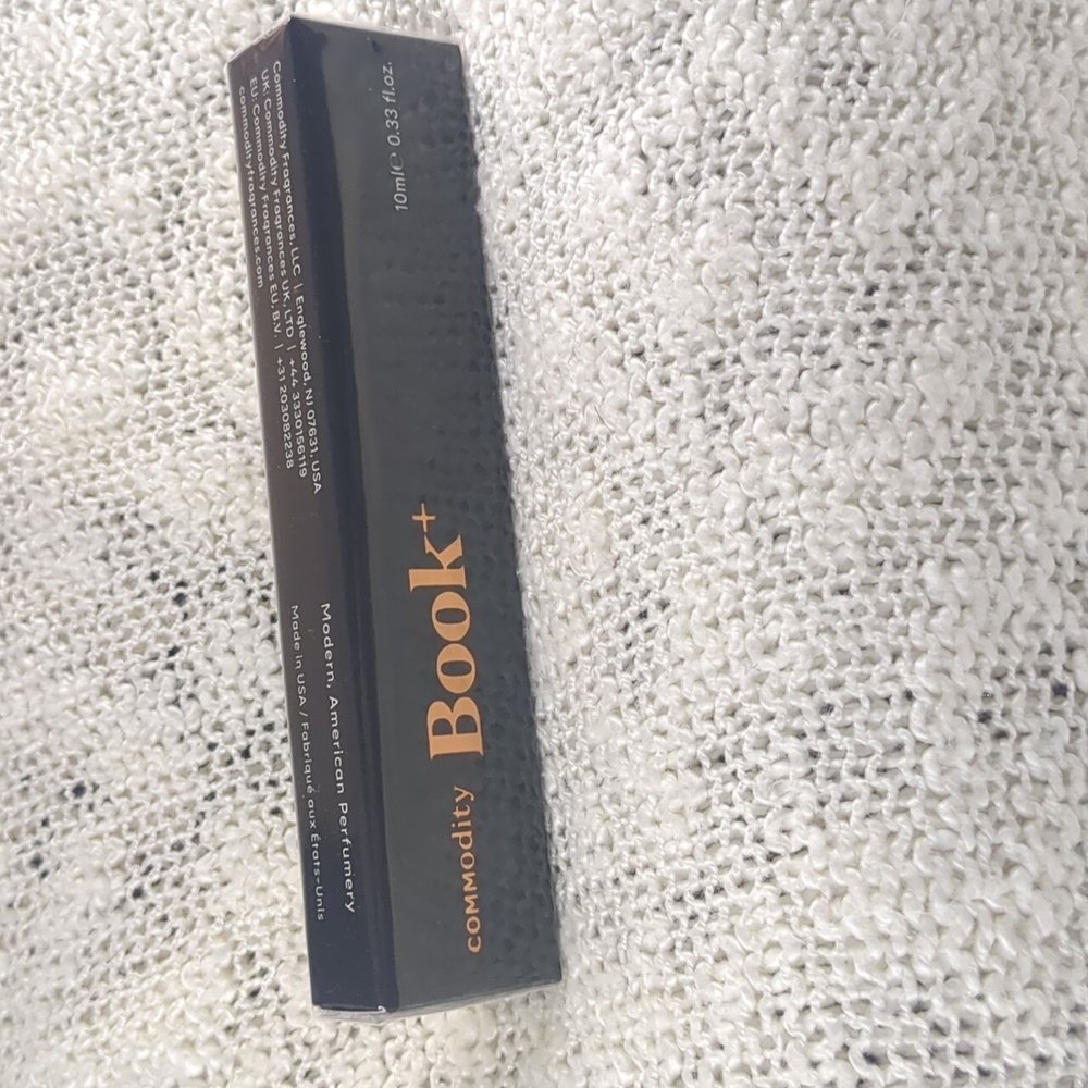 Commodity Book+ in Scent Space: Bold, 10ml/0.33fl oz